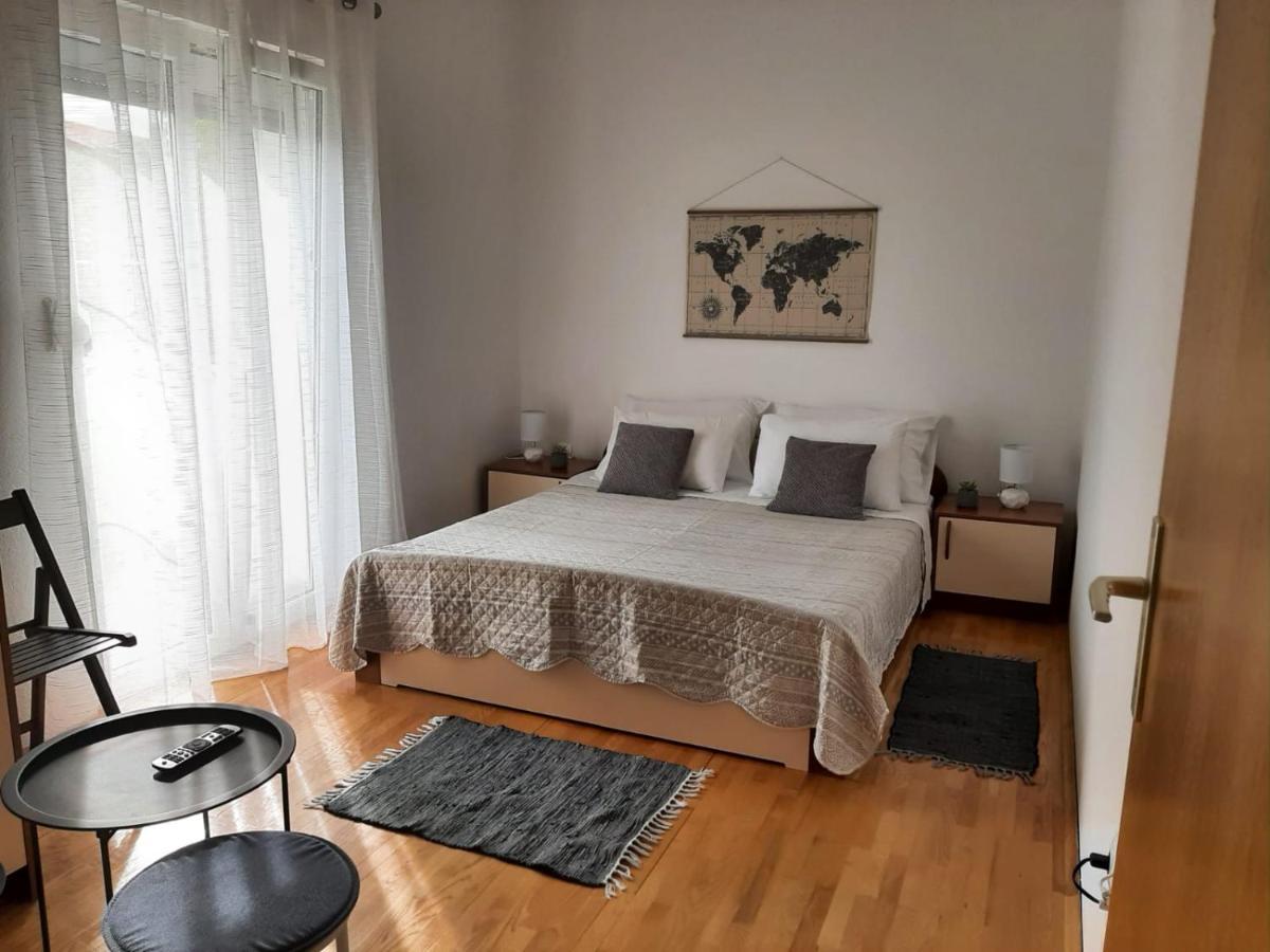 Apartments Luna Светі Филип-і-Яков Екстер'єр фото
